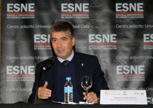 ignasio cosido director policia