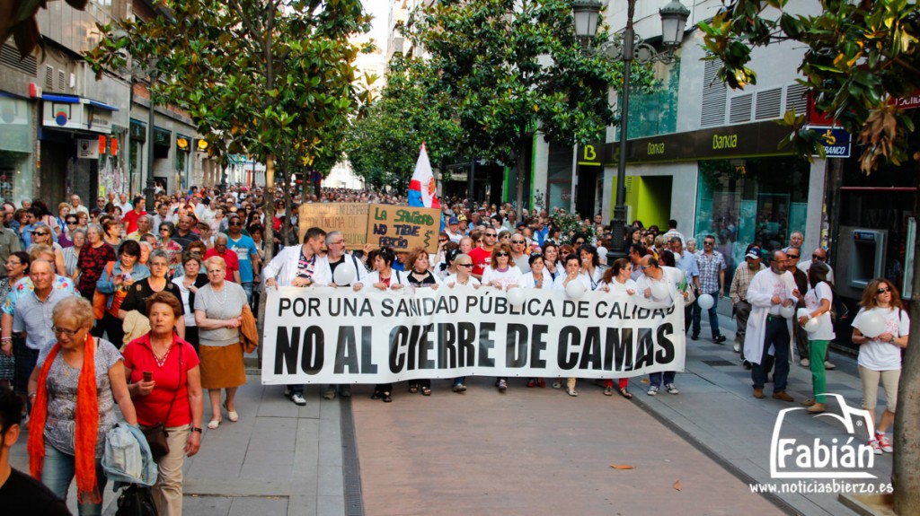 manifestacion contra cierre camas (2)