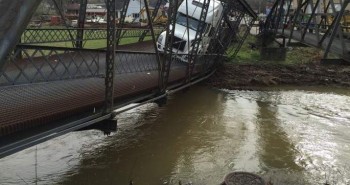 puente-exceso-peso-camion.jpg.jpg
