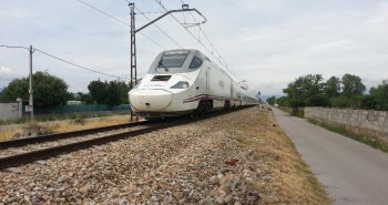 tren renfe alvia