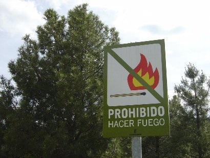 "PROHIBIDO PLANTAR FUEGO"