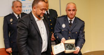 consejo entrega policia -2