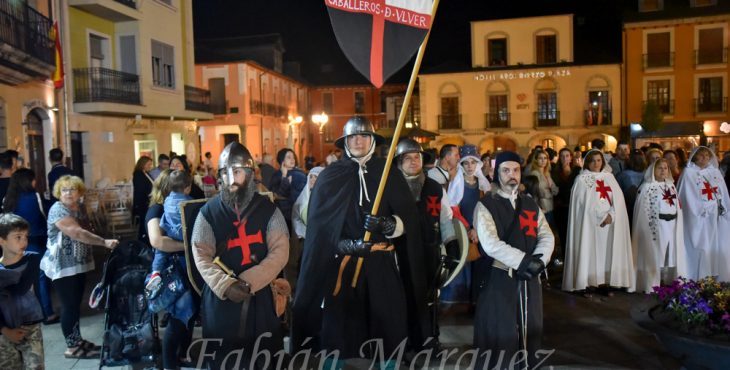capa templario y llaves 2018-17