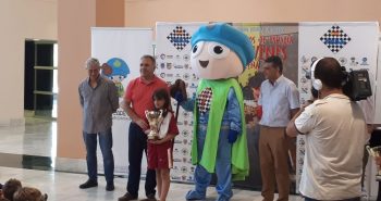 entrega de copa776543511289145732..jpg