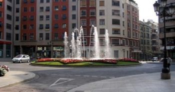 LA PLAZA DE LAZÚRTEGUI