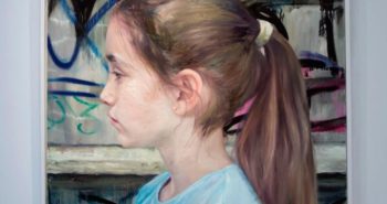niña con graffiti Leonor Solans Gracia