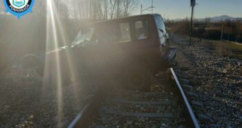 vehiculo 4x4 vias atascado