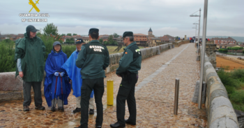 guardia civil Camino de Santiago.JPG