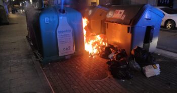 Huelga de basura. Contenedores quemados 2