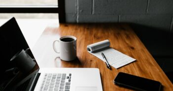 andrew-neel-cckf4TsHAuw-unsplash