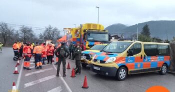 Imagen del operativo desplegado que retoma este sábado la búsqueda en Rimor (León) del hombre desaparecido