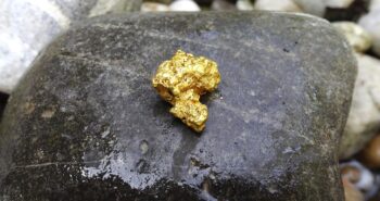 gold-4333047_1280