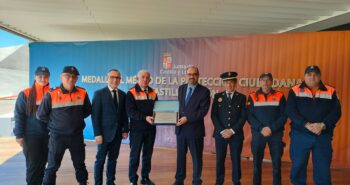 mención honorífica (2)