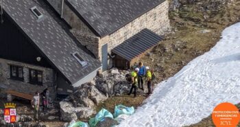 Sucesos.- Auxiliado un montañero lesionado en el refugio Collado Jermoso (León)