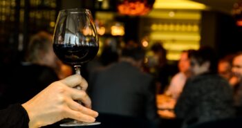 wine-622116_960_720