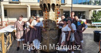 fuente vino y agua-57023707343515703569.