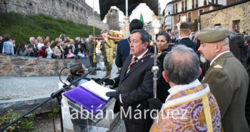 traslado cristo castillo 25-33